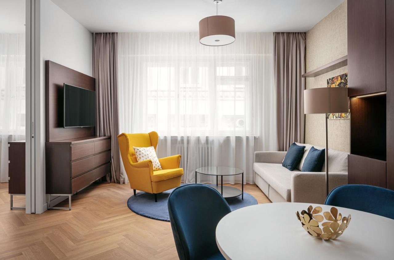 Rybna Apartments Old Town Prag Exterior foto