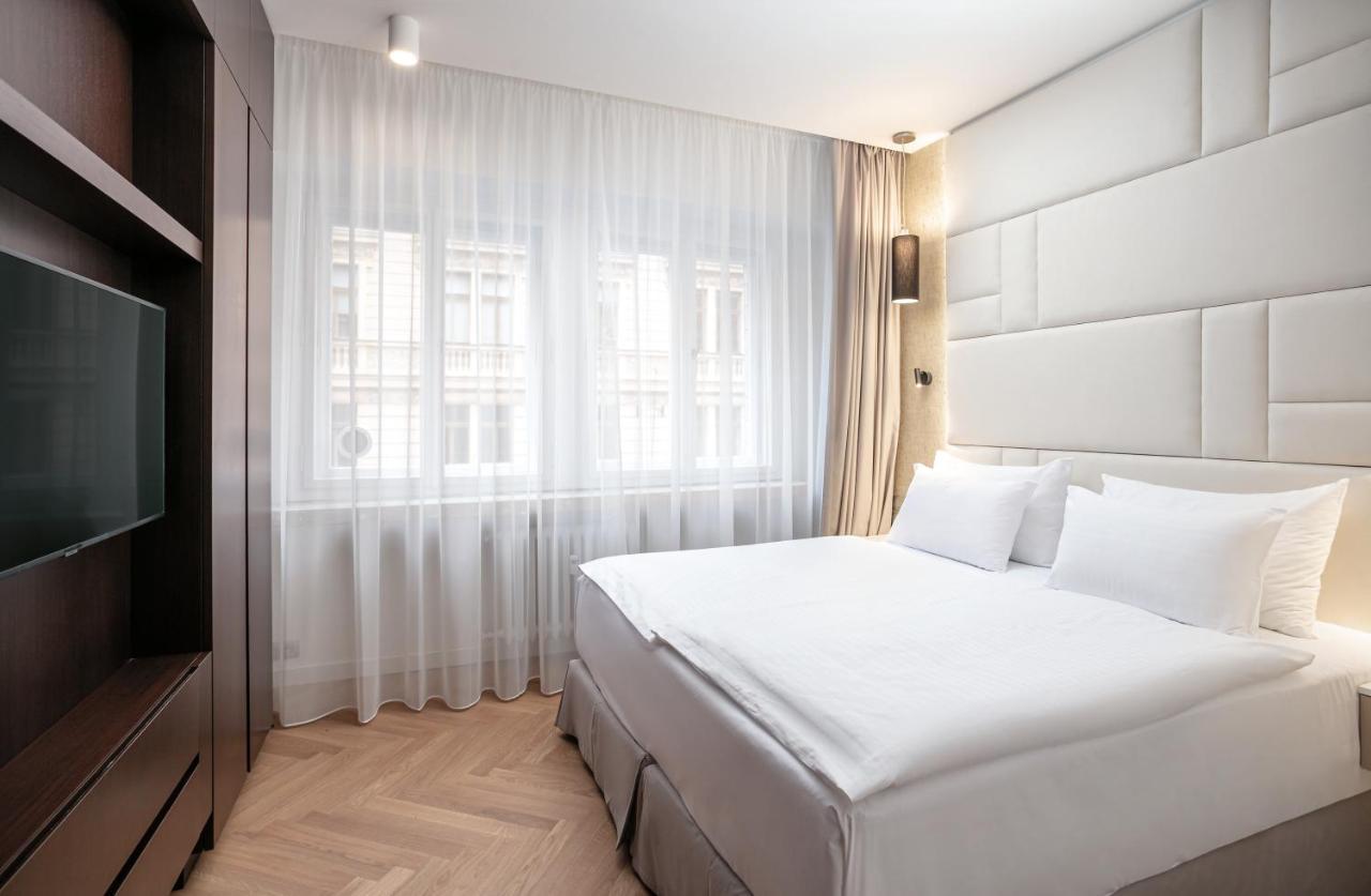 Rybna Apartments Old Town Prag Exterior foto